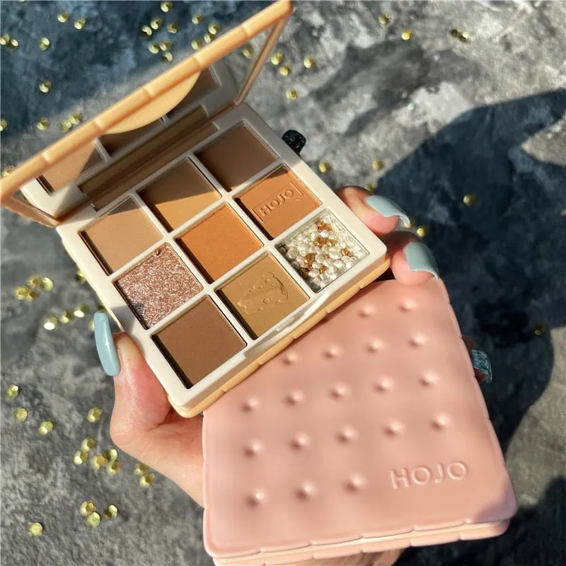 9 Color Shimmer Matte Eye Shadow Palette Glitter Metallic Pigmented Eyeshadow Pallete Waterproof Makeup Palette Cosmetic アイシャドー