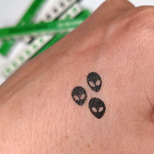 Alien Stamp and Eye Liner Makeup (Ashley Hay Design)