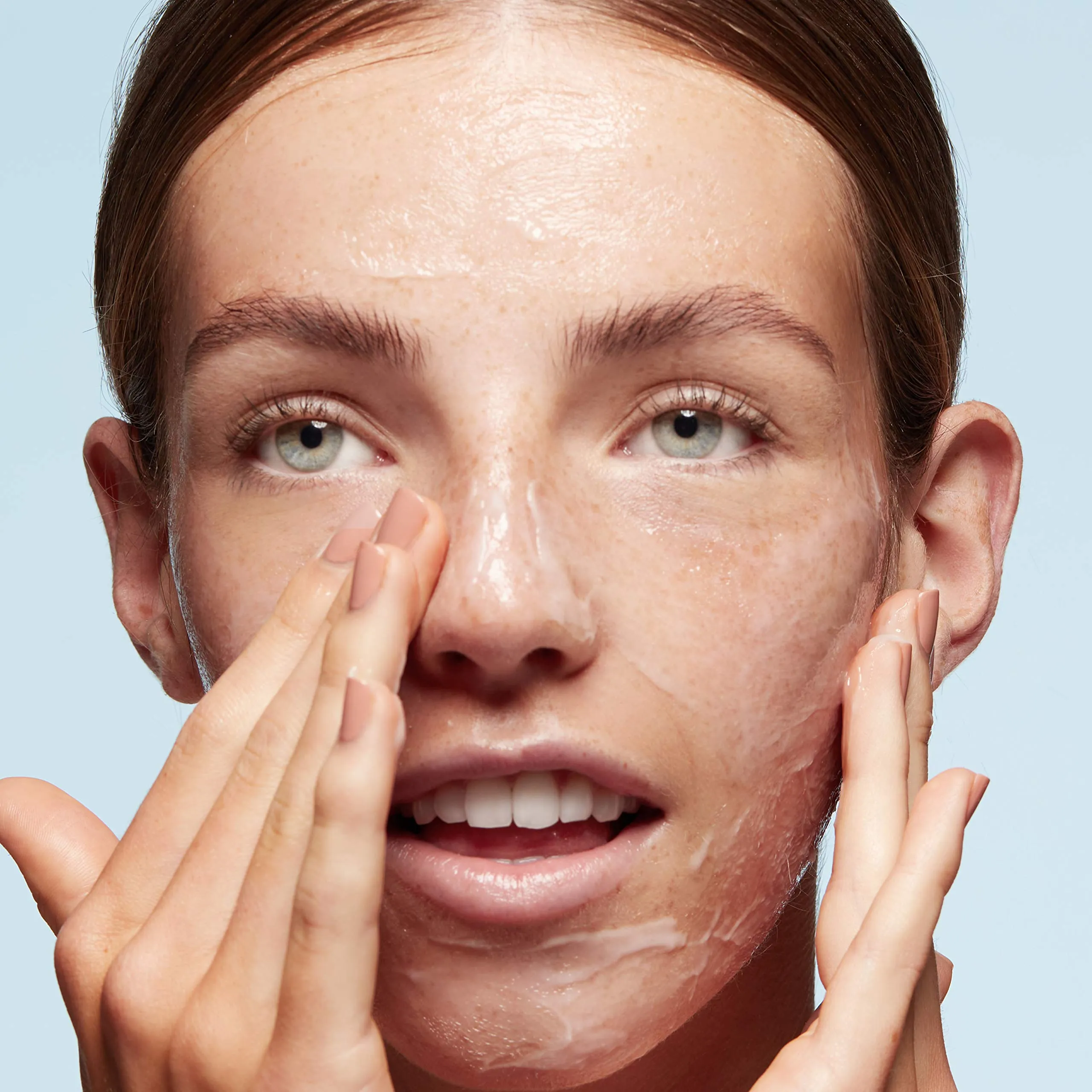 AMELIORATE Resurfacing Facial Cleanser 200ml