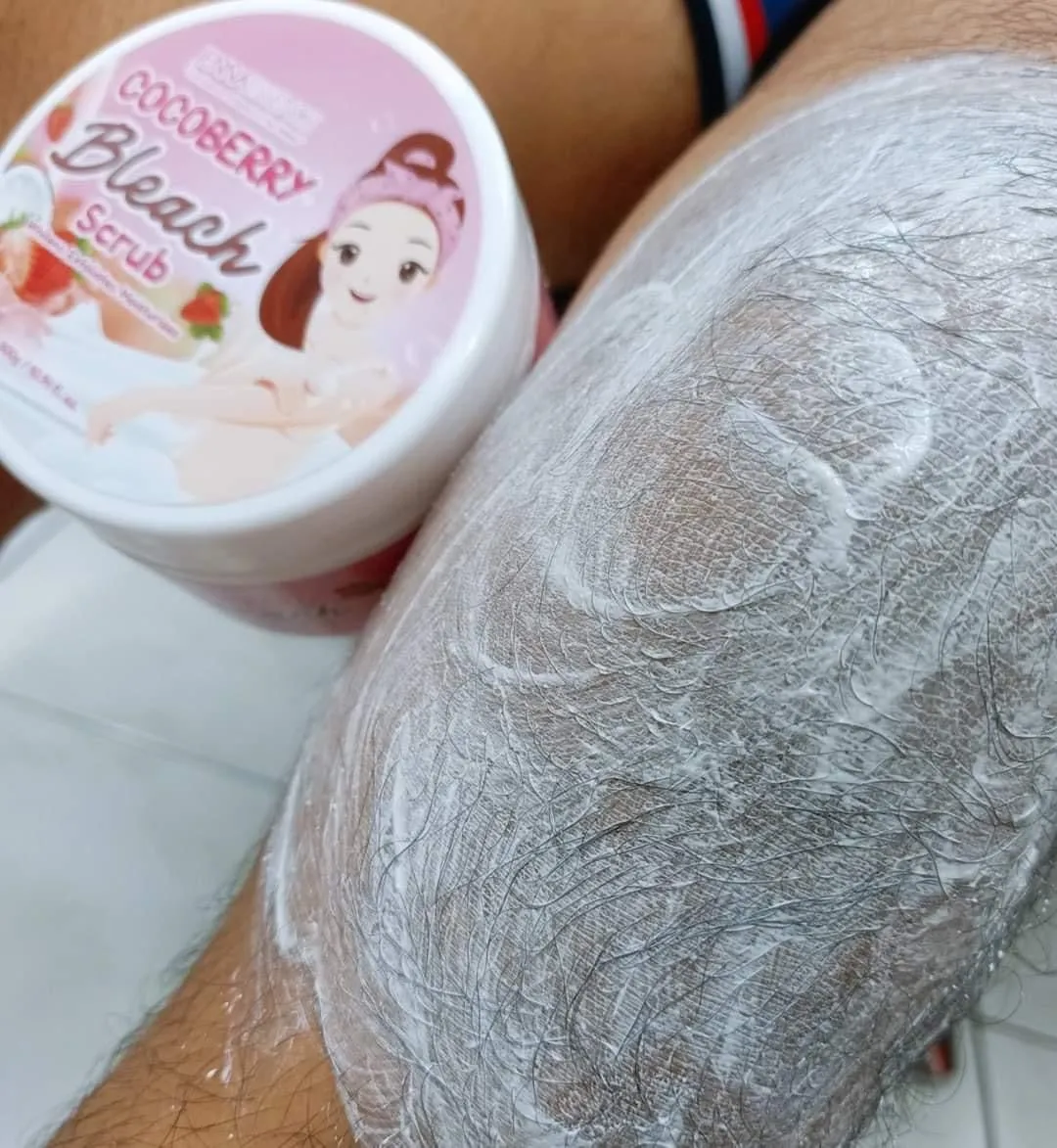 COCOBERRY Bleach Scrub by Jenna Essence - 300g