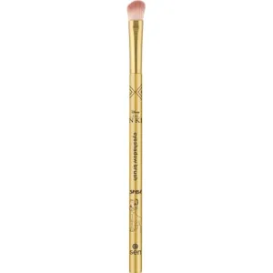 Essence Disney The Lion King eyeshadow brush