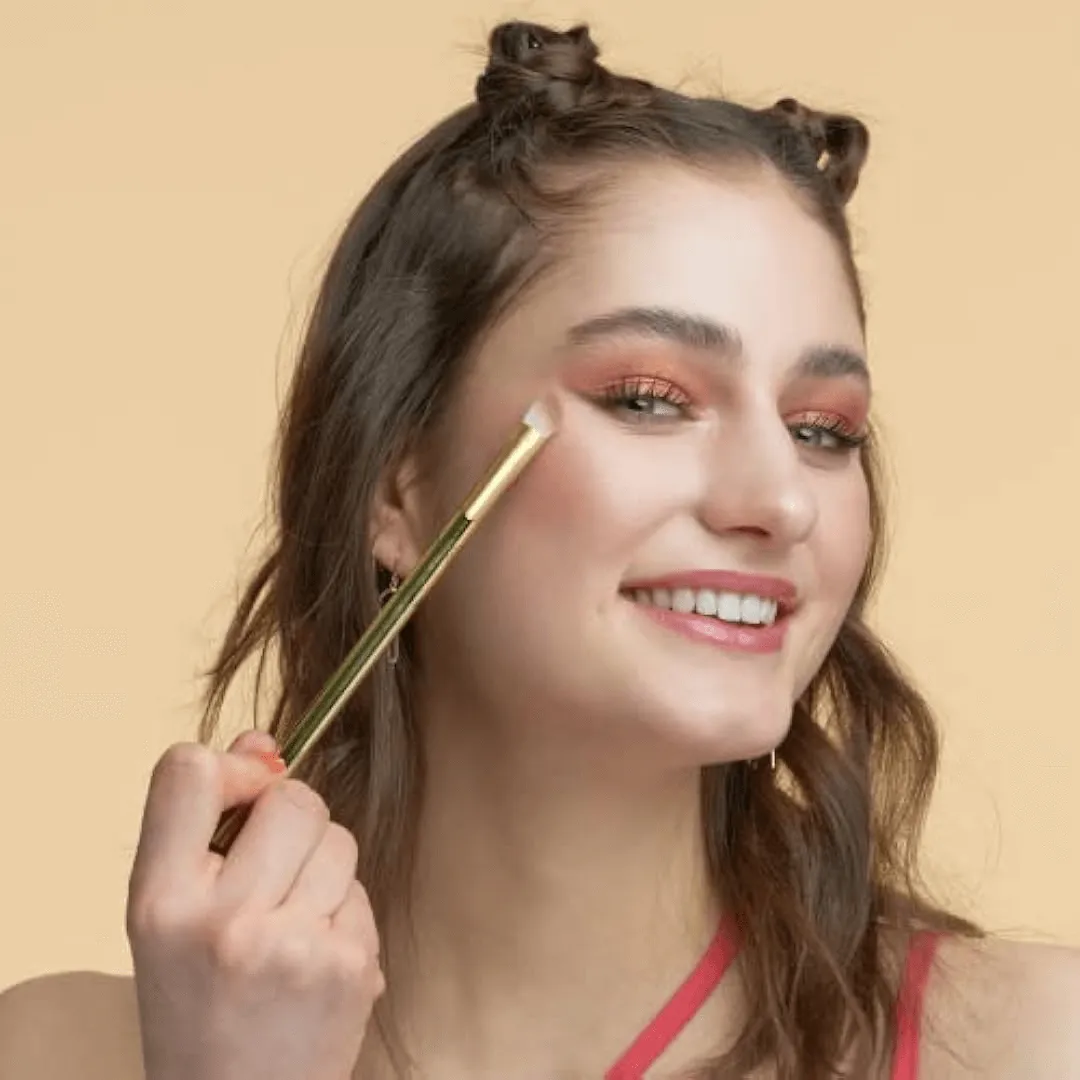 Essence Disney The Lion King eyeshadow brush