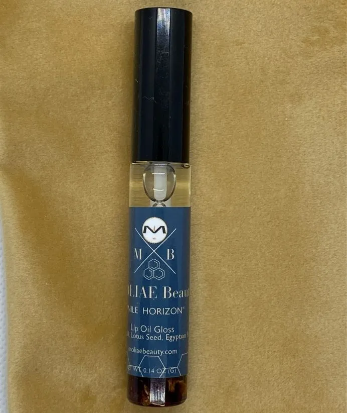 Lip Oil Gloss | Marula Oil | Lotus Seed Oil | Egyptian Roses | Chrysanthemums