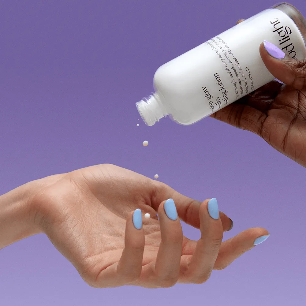 moon glow milky toning lotion
