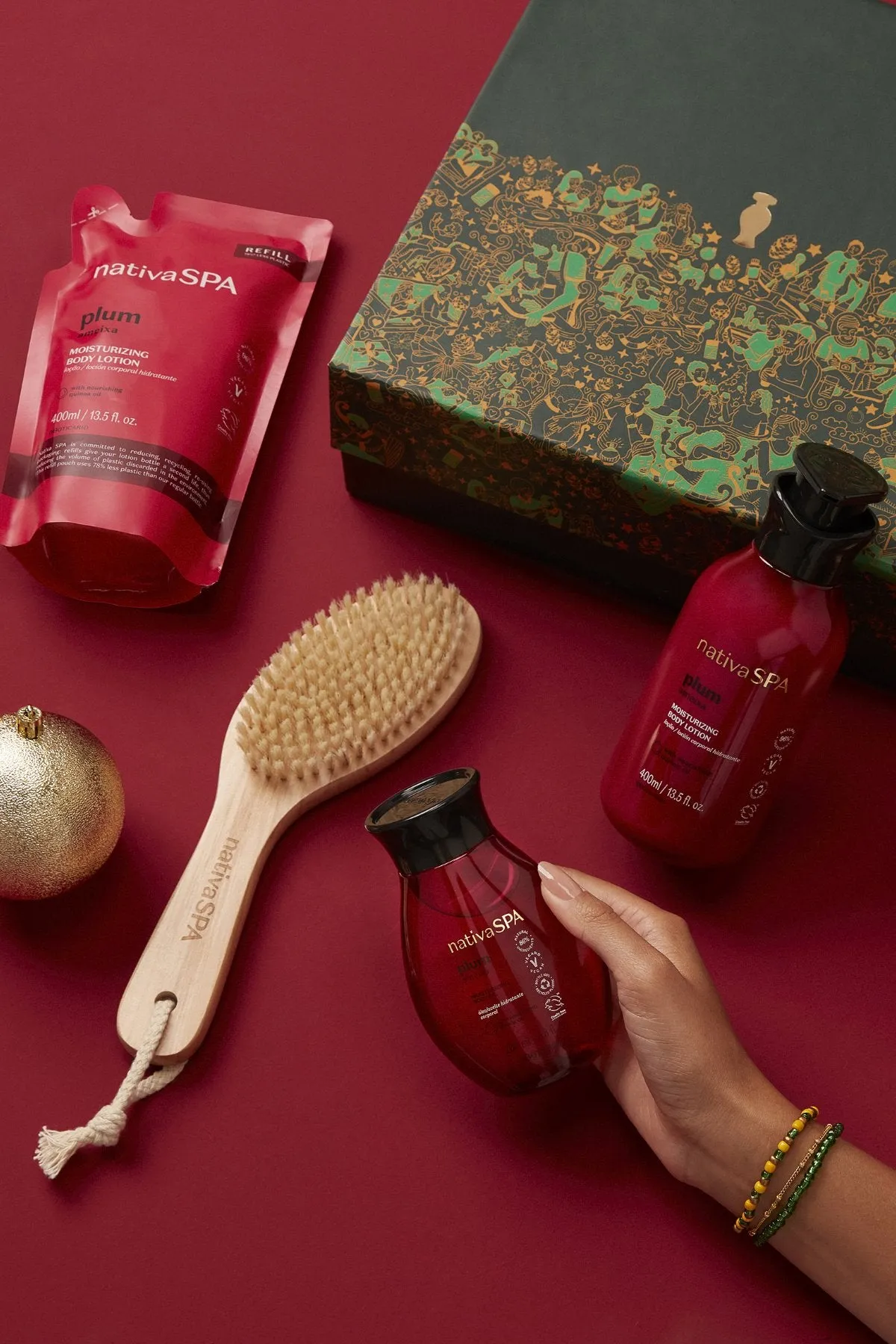Nativa SPA Plum Deluxe Gift Set