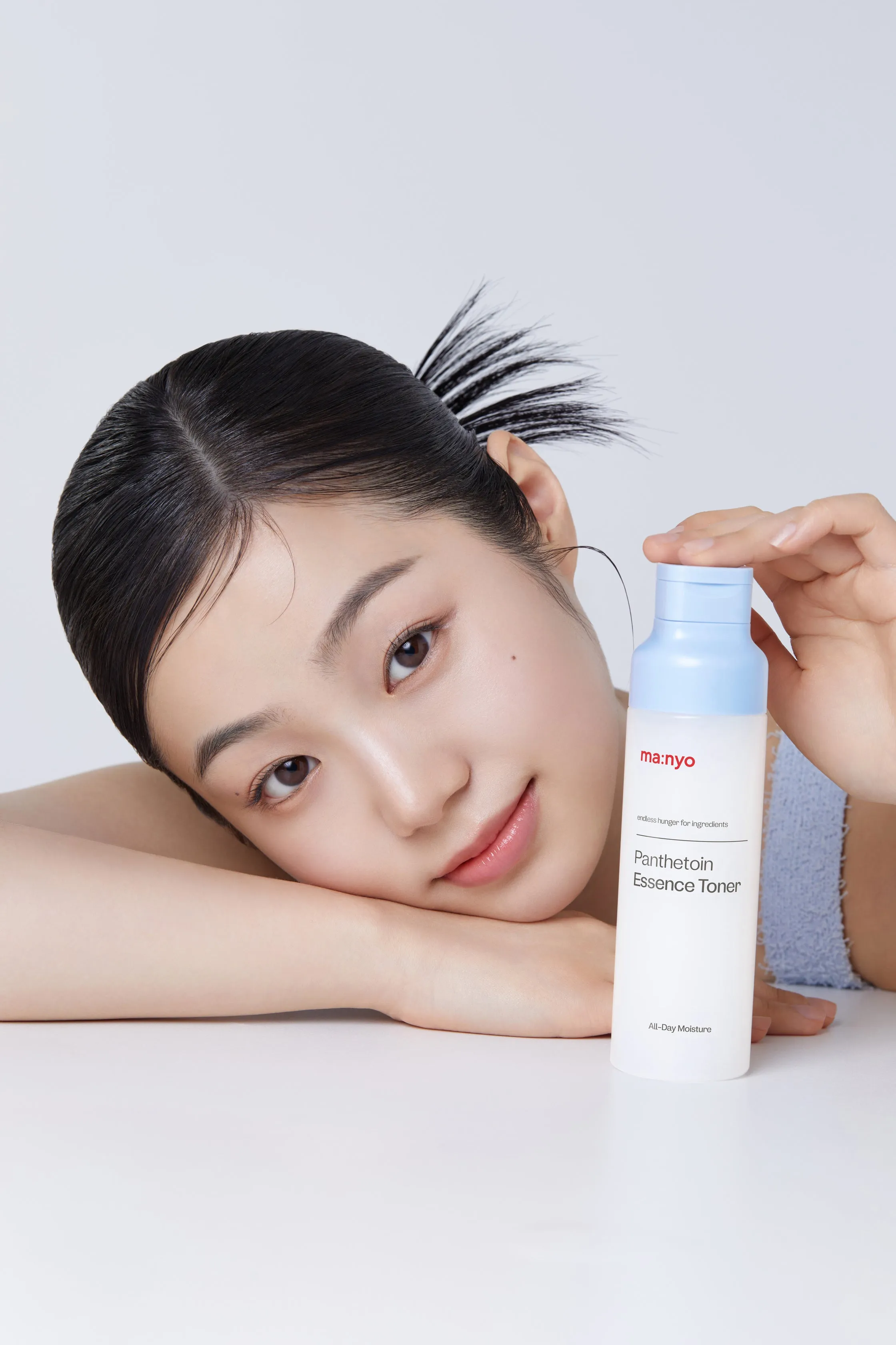 Panthetoin Essence Toner