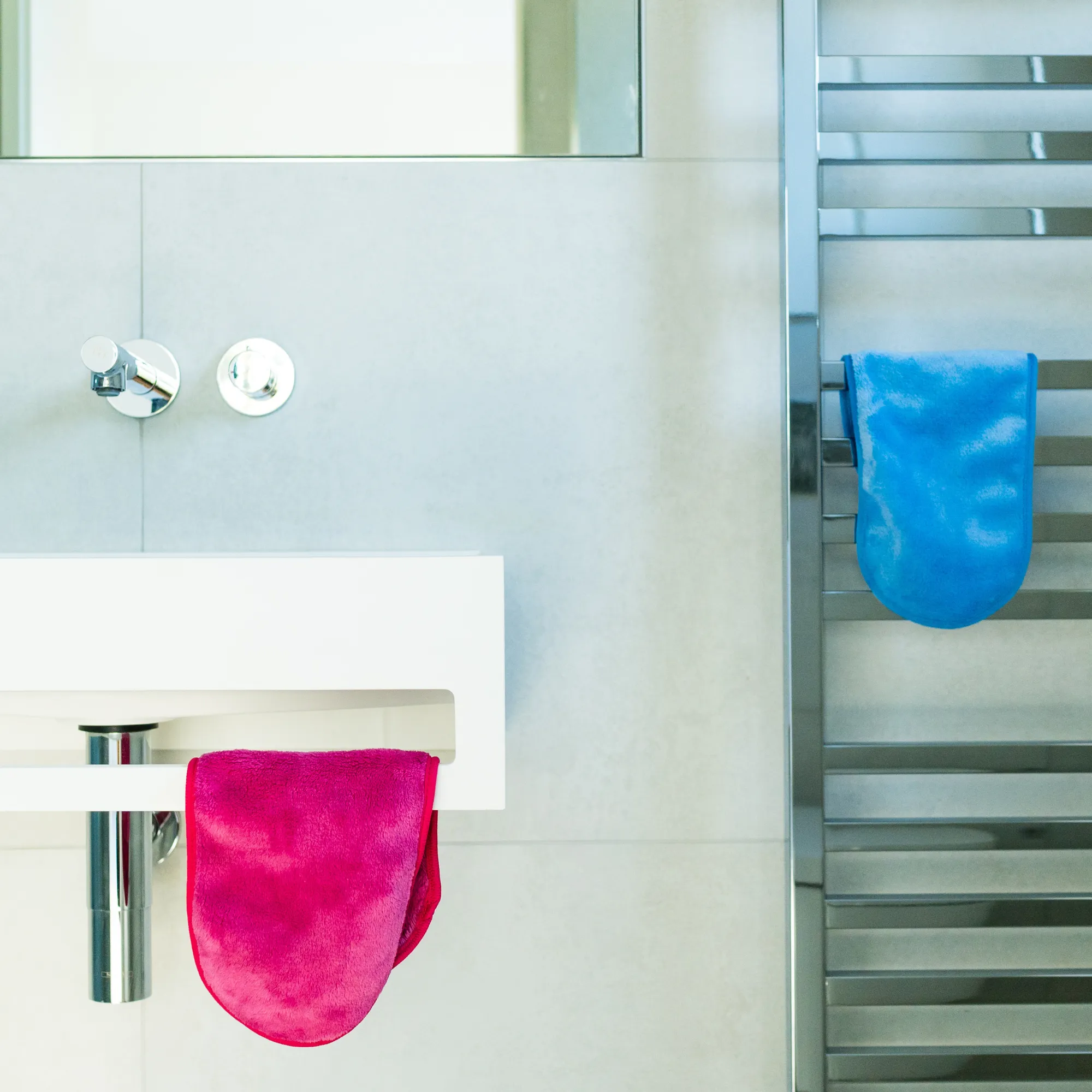 Simply Gone Makeup Remover Cloth - Set of 2 (Pink & Blue)