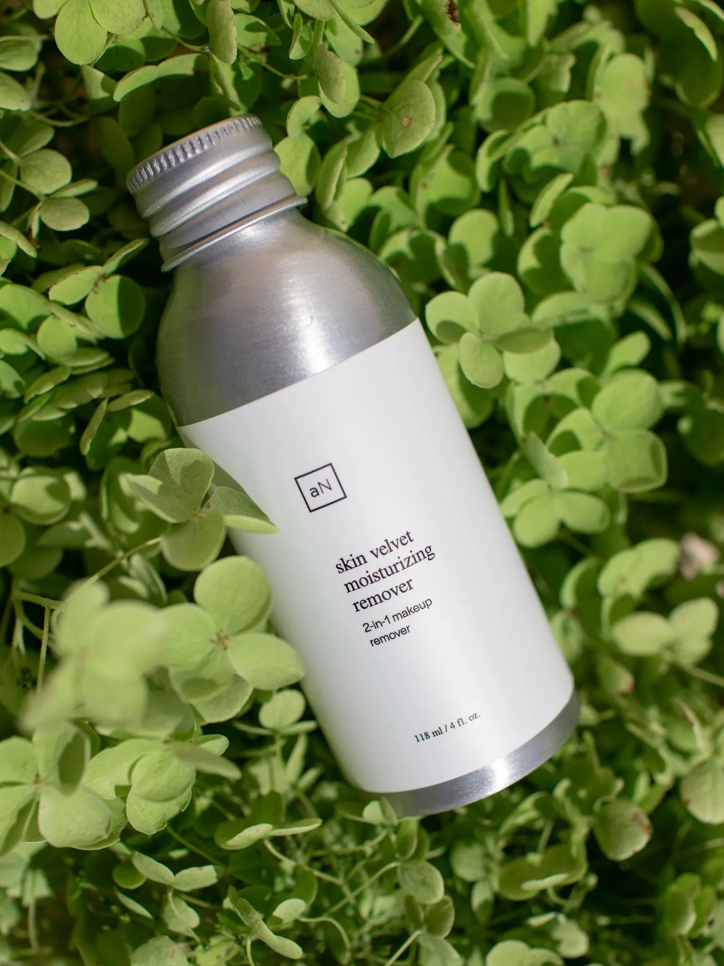 Skin Velvet Moisturizing Makeup Remover