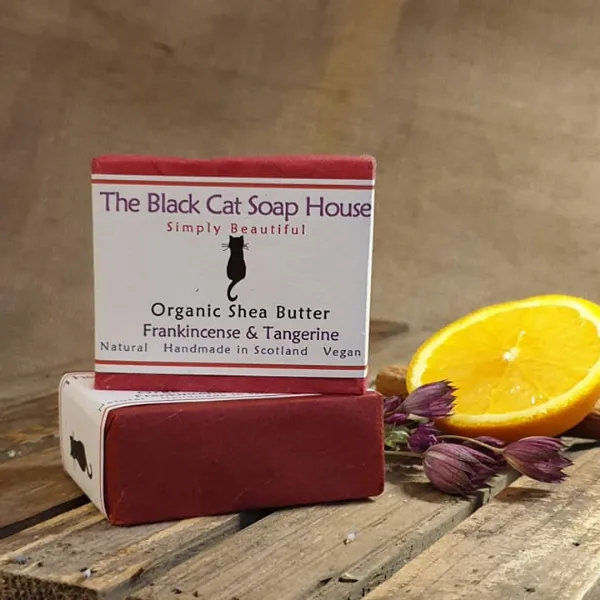 Soap bar: combine with ceramic soap dish for only £12.50!