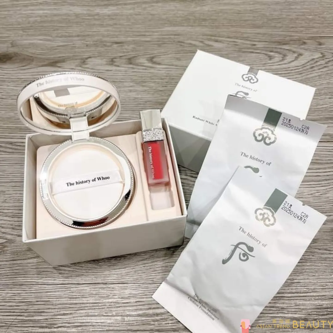 The History of Whoo Radiant White Moisture Cushion Foundation Special Set