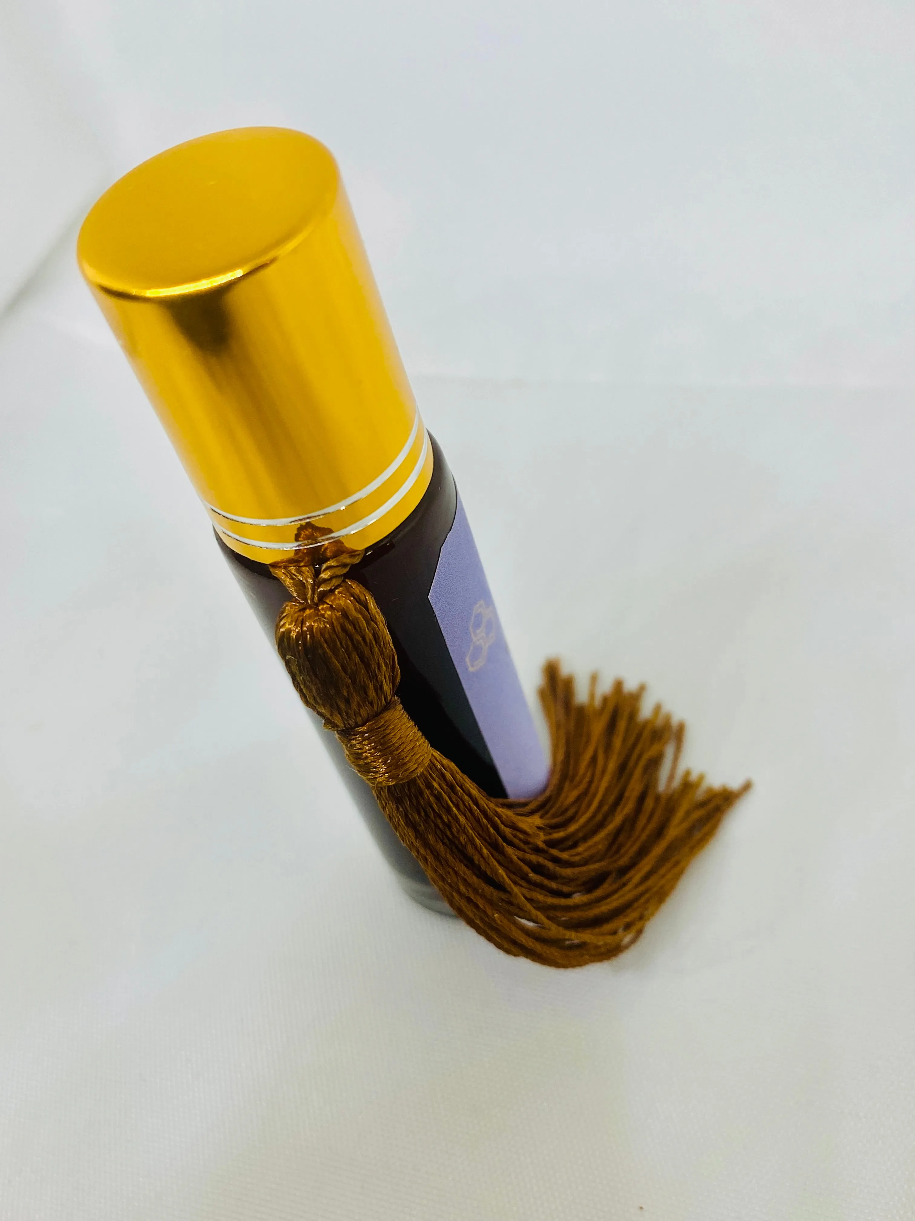 Topaz Oasis Queen | Queen Hagar Garnet | Lip Oil Gloss | Strawberry Seed | Egyptian Geranium | Jojoba | Coconut